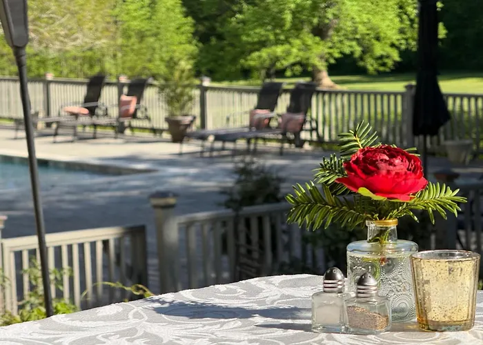 Glen-Ella Springs Hotel & Restaurant Clarkesville