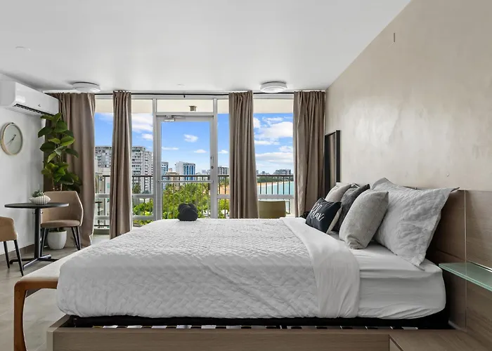 Ocean View Deluxe Suite: Pvt. Beach & Pool San Juan