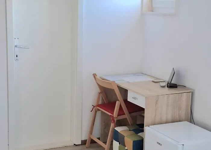 Maja Rooms