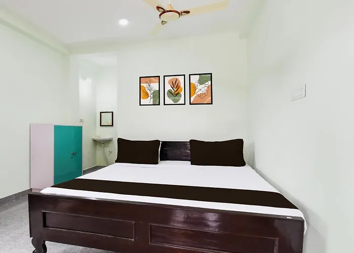 Hotel O Astha Homestay