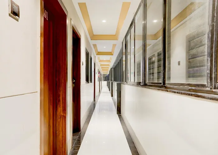 Townhouse Kadodra Formerly Jd Business Hotel