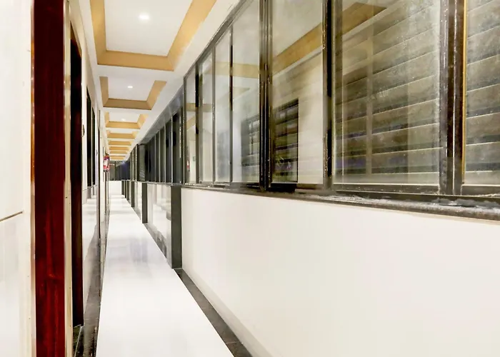 Townhouse Kadodra Formerly Jd Business Hotel