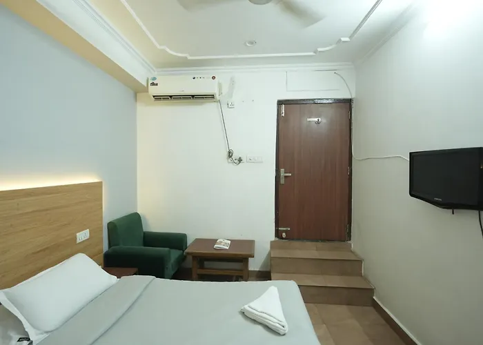 Subhash Hotel