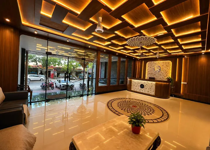Premium Sitara Grand, Near Har Ke Pauri, Haridwar #Parking #Gamingzone #Conference Hall #Open Terrace