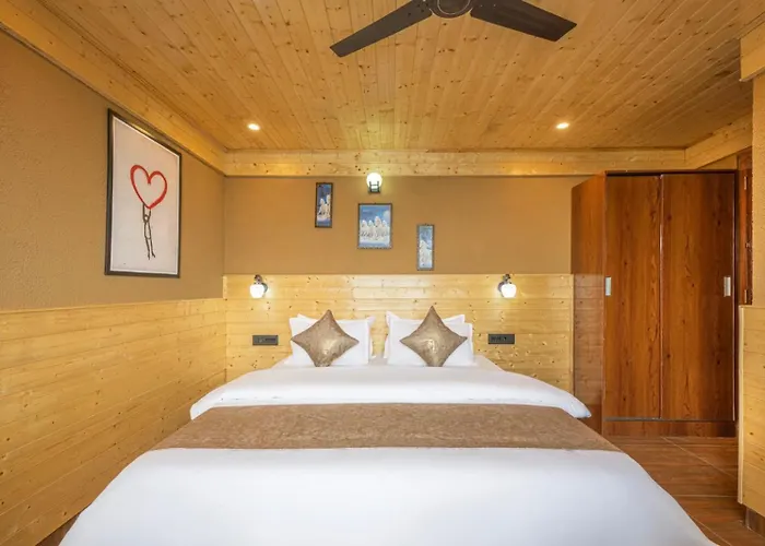 The Charvi Retreat I Vacations I Conference I Mice I Family Events I Open Air Terrace I Sky Bonfire I Wooden Rooms With Pvt Balconies I Kufri By Exotic Stays