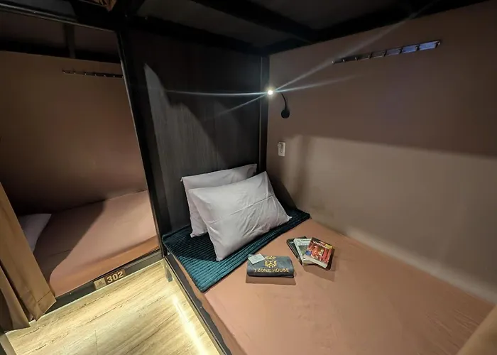Tzone'S Hostel - Quiet Place