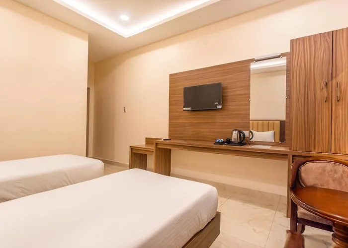 Hotel Saesha International