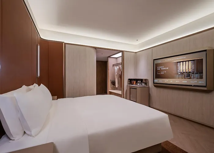 Crystal Hotel Beijing Shunyi Capital International Convention Center