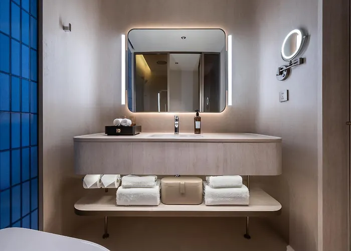Crystal Hotel Beijing Shunyi Capital International Convention Center
