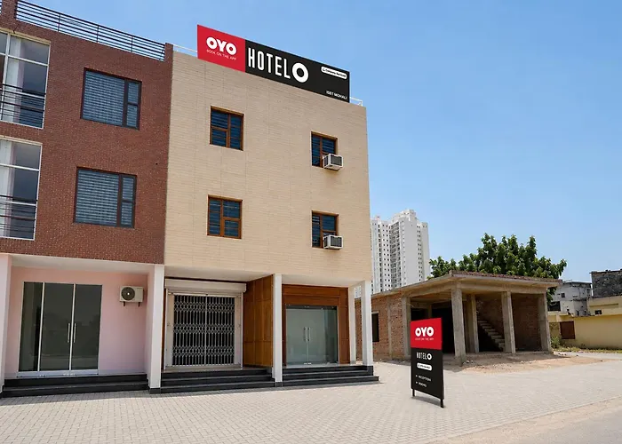 Super Hotel O By Oyo Isbt Mohali Formerly Holiday Spot