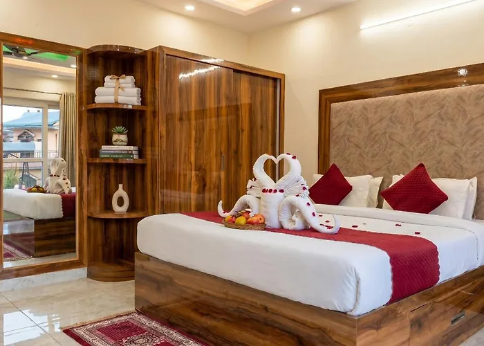 Himalayan View Retreat Kasauli Operated By Evening Sky Hotels