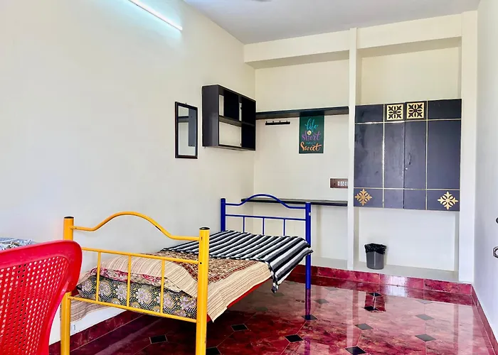 Aravind Guest House