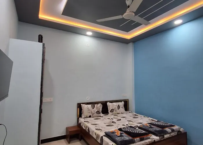 Hotel Mahamrityunjay Palace