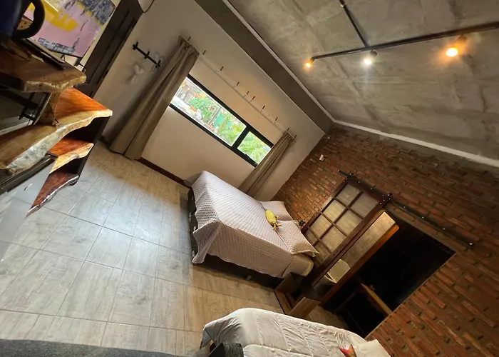 Arenas Lodge Hotel