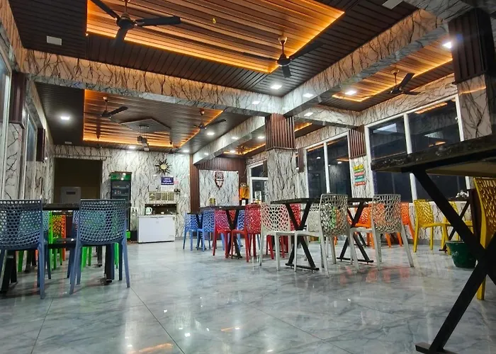 Amigo'S Hotel And Restaurant