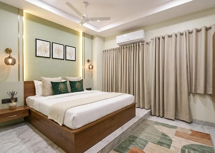 Hotel Shumo Grand Khammam