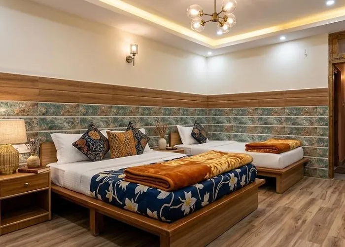 Anand Dham Guest House