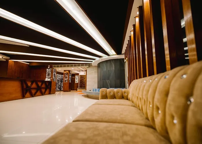 Royal Hotel Khulna - City Center
