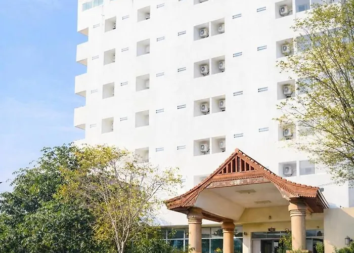 Khamsrithongchai Hotel