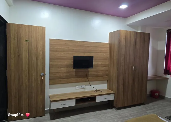 Hotel Shreejay Lodging