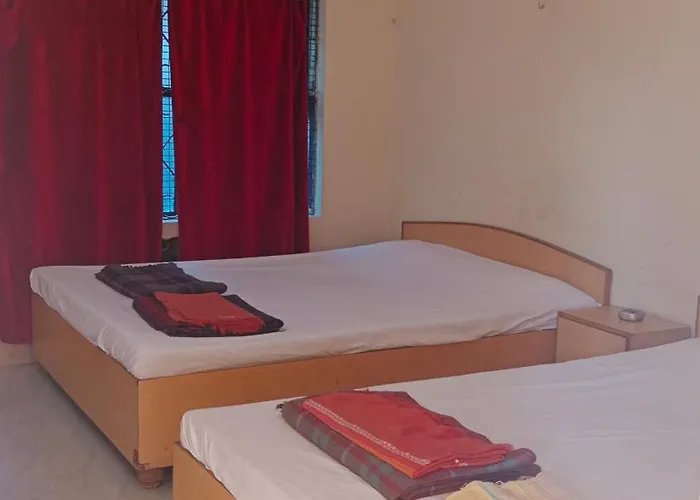 Hotel Santiniketan