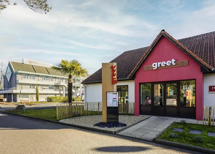 Greet Hotel Angouleme