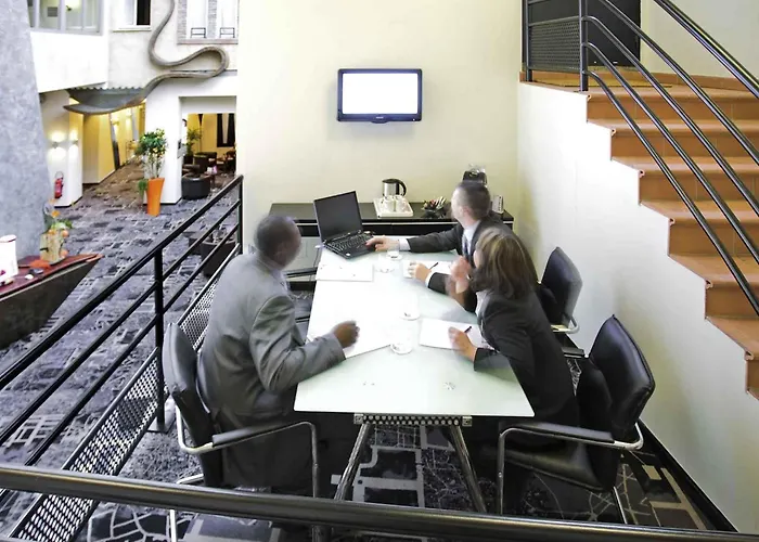 Hotel TRIBE Strasbourg Centre Gare