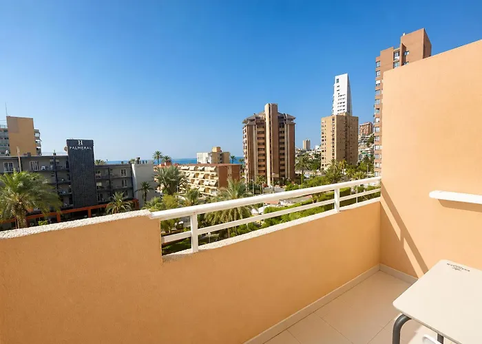 Apartamentos El Faro By Mc Benidorm