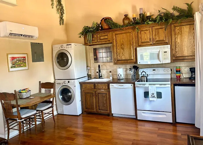 Woodrow House Bed & Breakfast