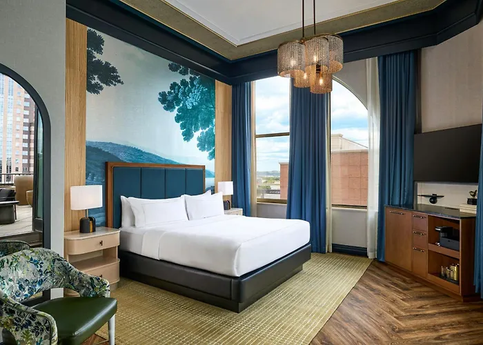Renaissance Pittsburgh Hotel