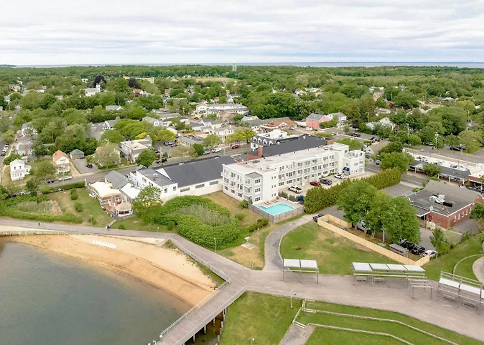 The Harbor Front Inn Greenport