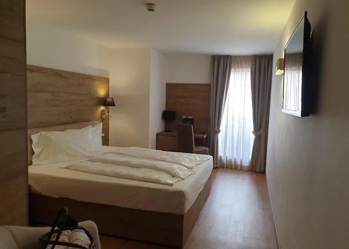 Golden Park Resort