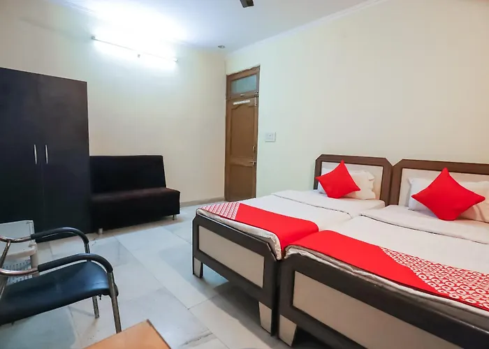 Hotel O Rishabh Guest House