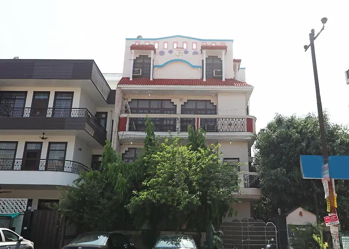Collection O Shri Ana Hotel