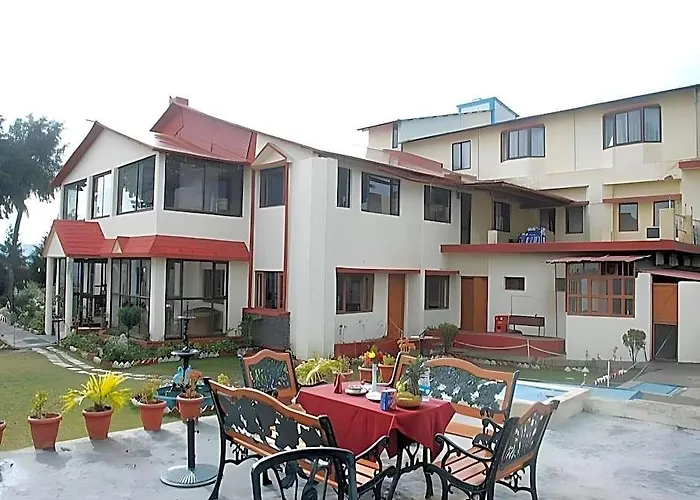 Classic Hill Top Resorts Chamba