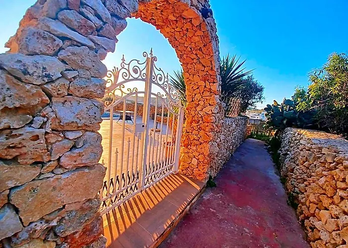 Country Views Villa Victoria