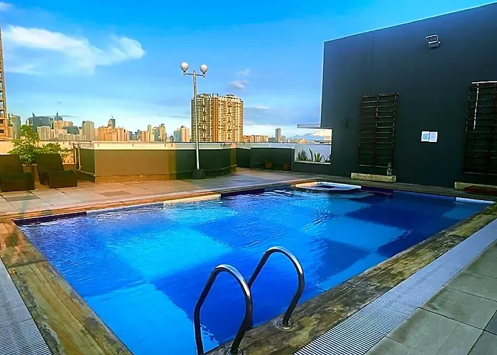 I Suites Malate Hotel & Condotel