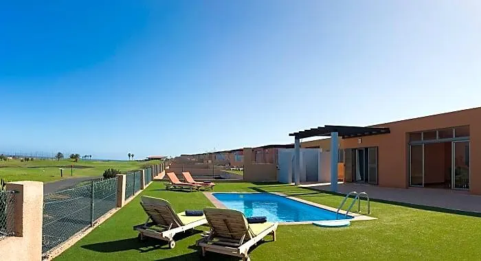 Villas Caleta Beach & Golf