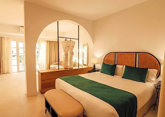 Hotel Estefania Boutique Suites