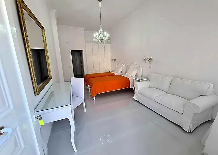 Nn Rooms And Suites Near Athens Airport