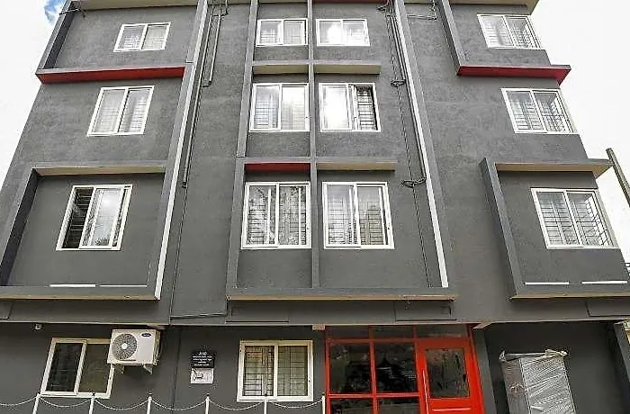 Townhouse Sarvar Hospitality Near Ascendas Park Square Mall
