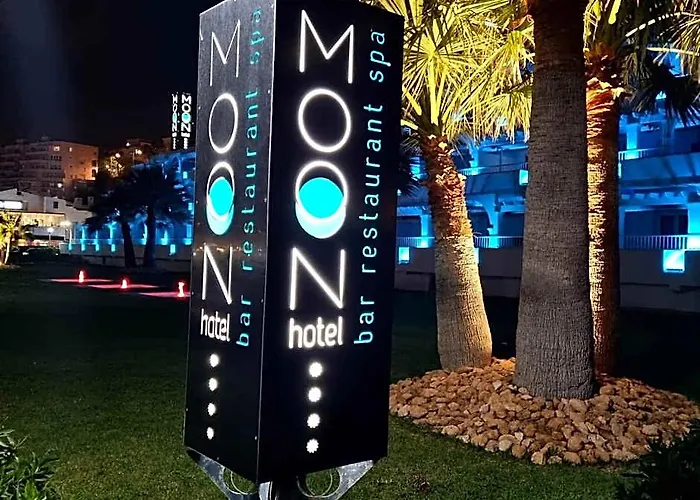 Moon Hotel & Spa.
