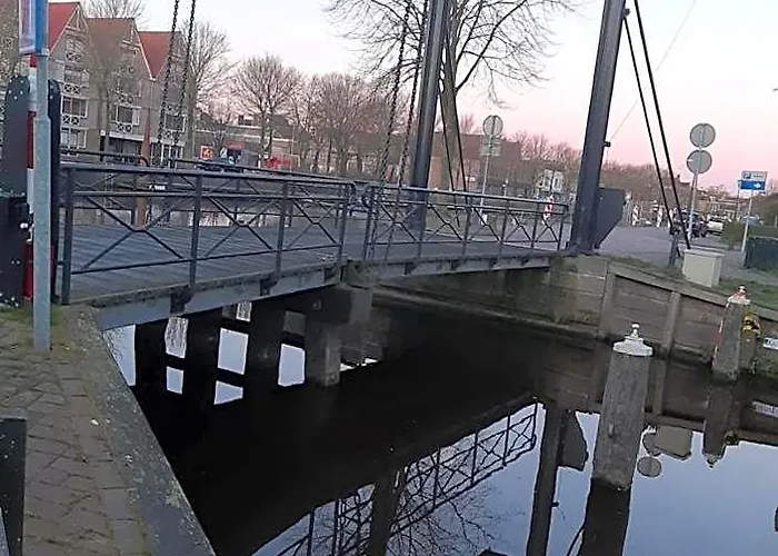 Lekkerwegbijleeuwen, 1 minuut naar hartje centrum