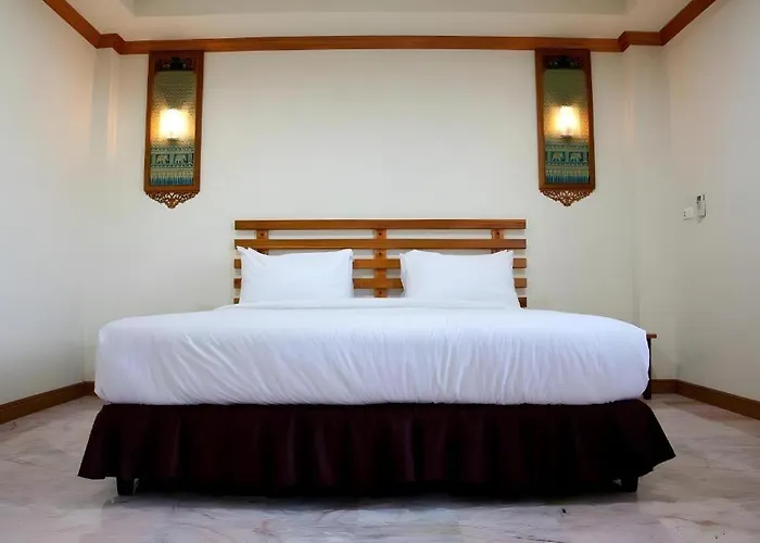 Amornsukhothai Hotel