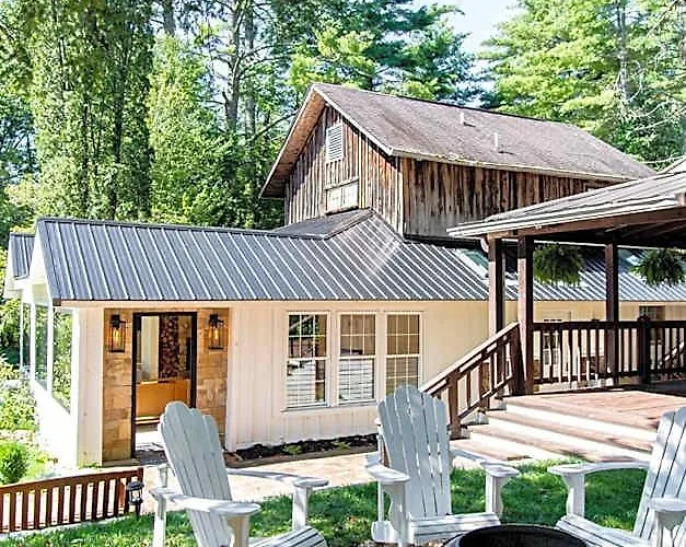 Outpost Inn