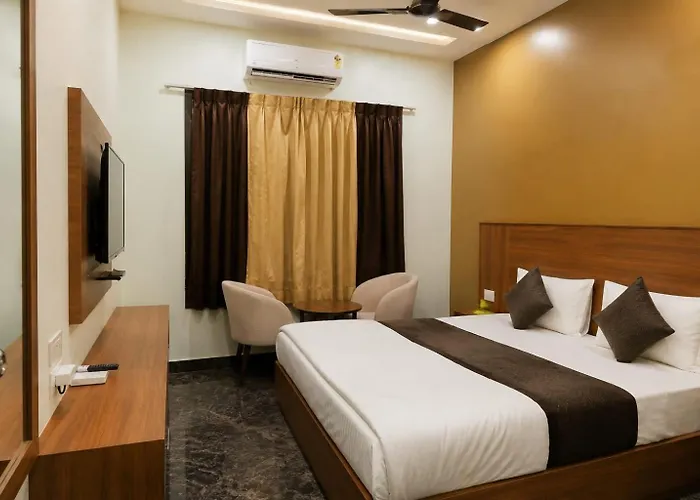 Triveni Hotel And Restaurant