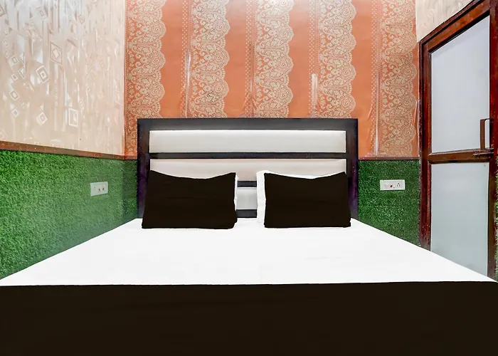 Hotel O A - One Guest House