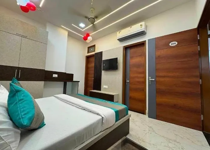 Siddhi Inn