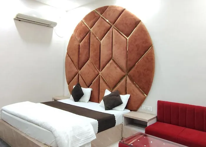 Hotel Kesar, Chitrakoot-10Min From Ramghat