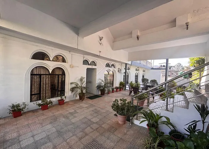 Hotel Jeetu Managed By The Bro'S Hotels
